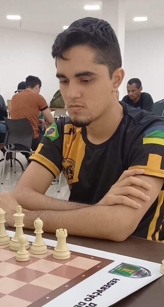 Enzo Pires, 2001